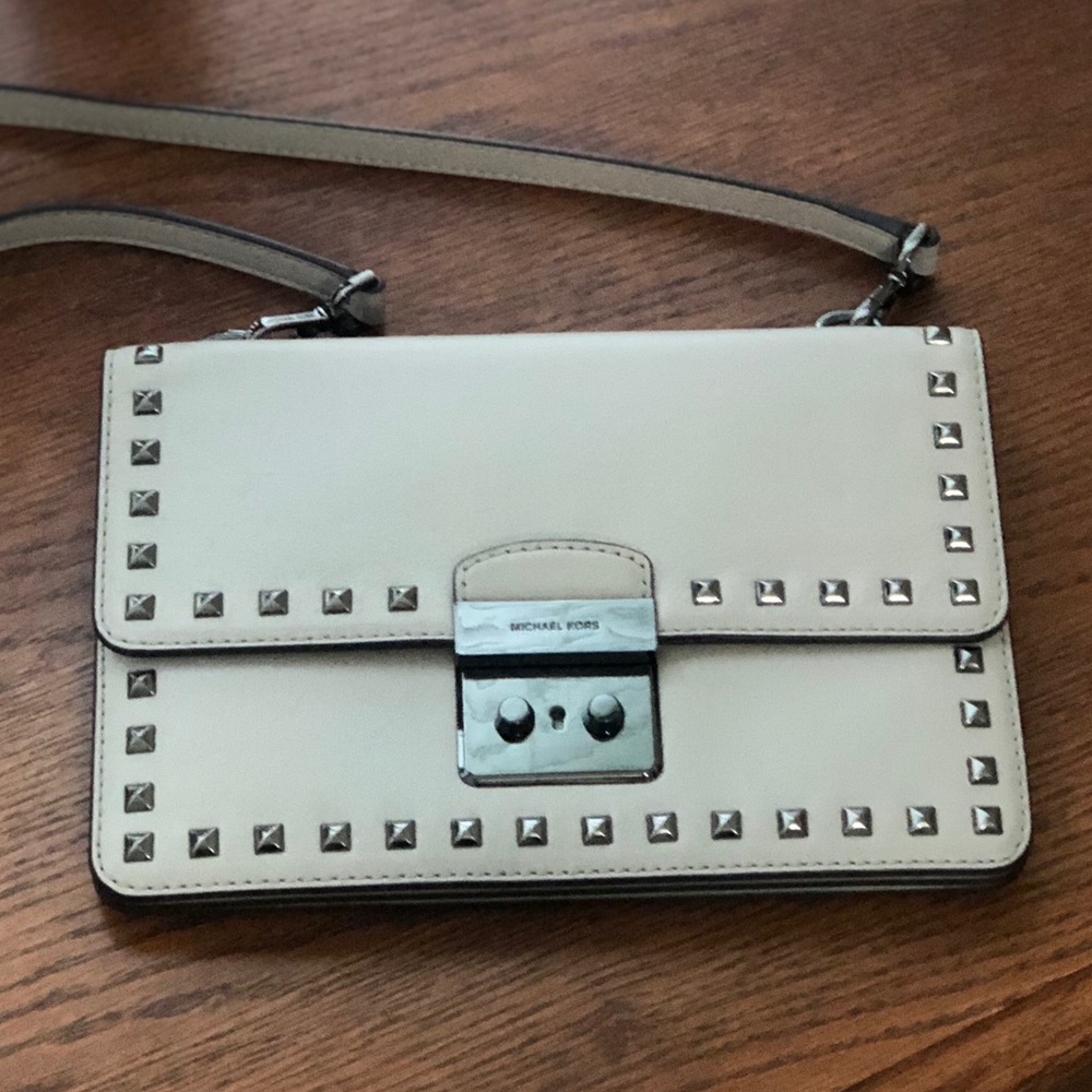 Michael Kors Crossbody - Picture 2 of 12